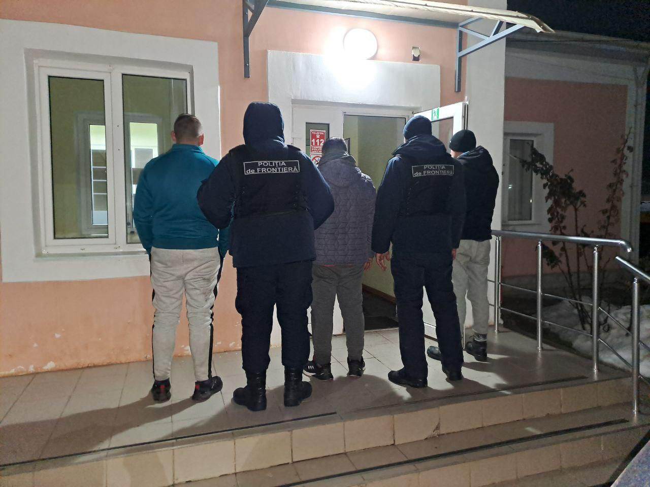 Погранполиция задержала двух граждан Молдовы за организацию незаконной миграции.