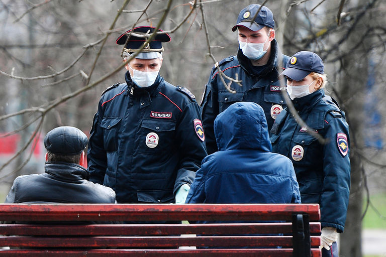 В Москве снизилось количество мигрантов.