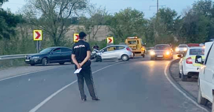 ДТП с пострадавшими в Бельцах: девушка не справилась с управлением.