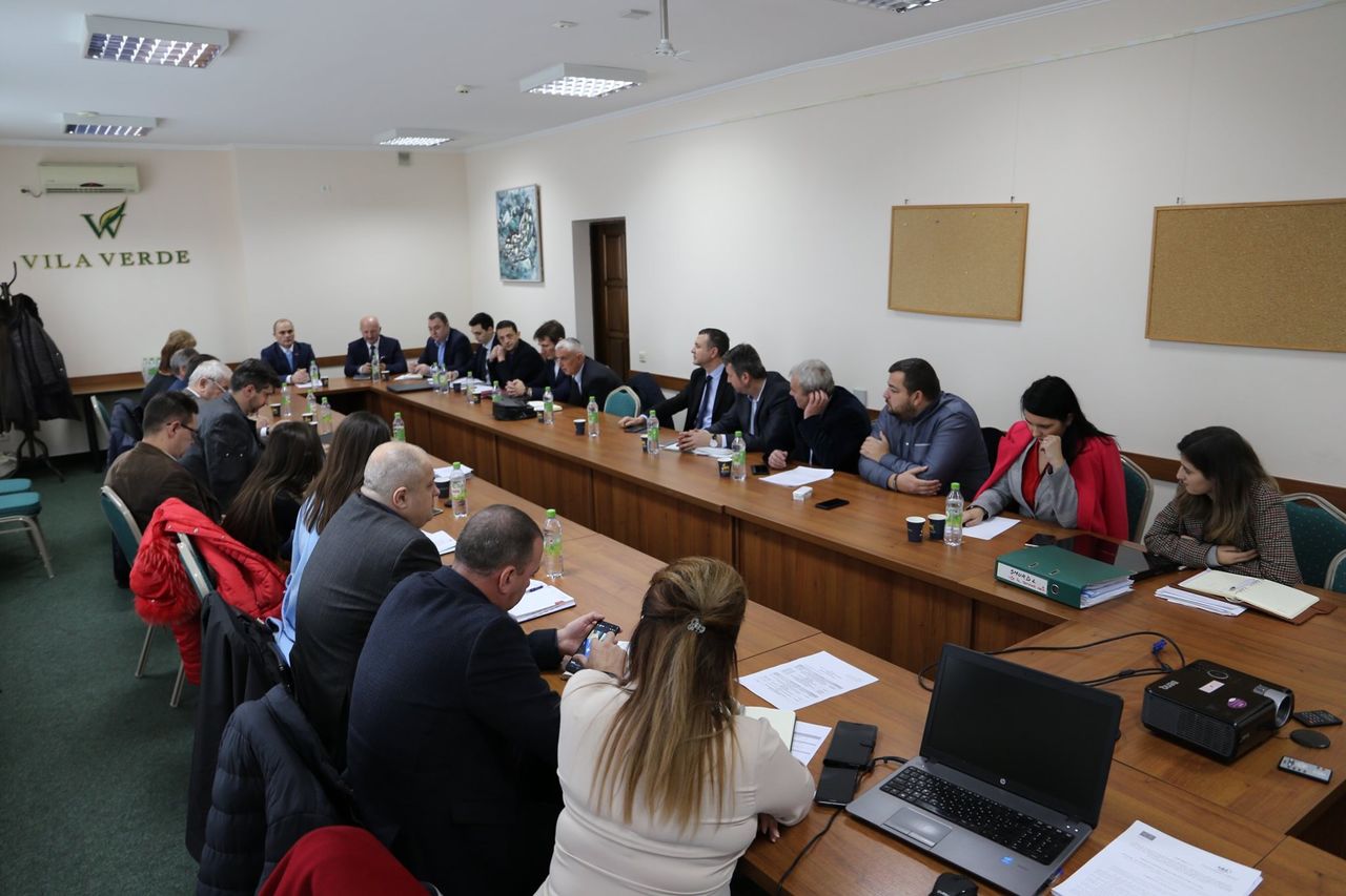 Состоялось заседание руководящего комитета в рамках проекта мобильной услуги по реанимации и спасению SMURD-2. 