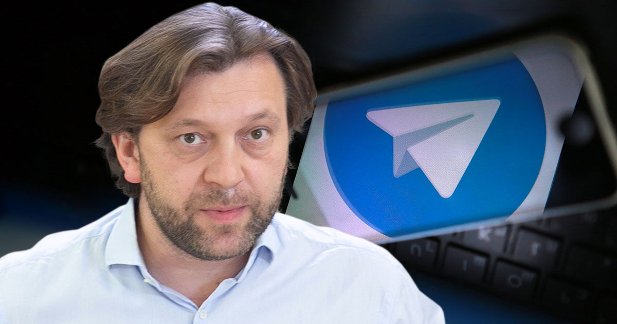 Алайба заверил, что в его Telegram-переписке нет обсуждений схем и заговоров. Коллаж: Point.md