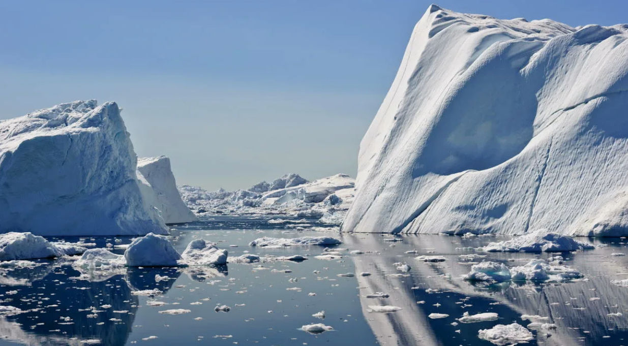În Arctica, pe măsură ce temperaturile cresc, poate exploda o bombă cu mercur.
