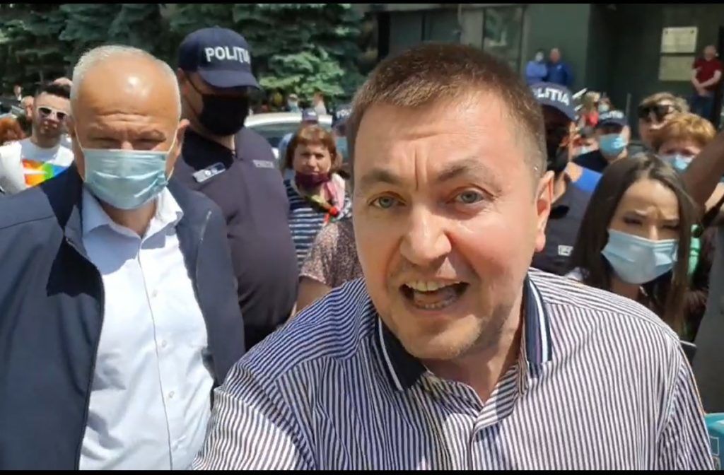 Платона не будет на заседании суда, где рассмотрят запрос об его объявлении в розыск. Фото: lisa.md