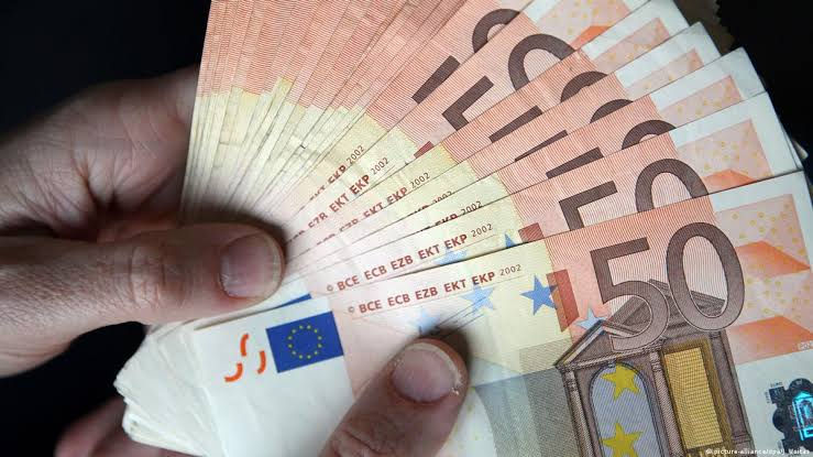 Переводы молдаван из-за рубежа выросли более чем на 25% за год.