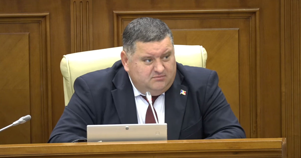 Бурдужа потребовал объяснить рост цен на топливо: «Зачем нам правительство и НАРЭ?».