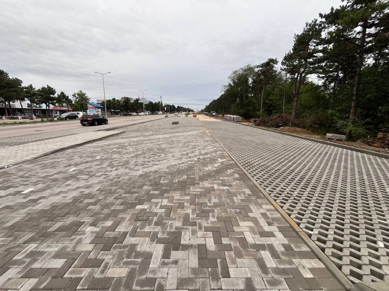 На Рышкановке завершают строительство перехватывающей парковки.