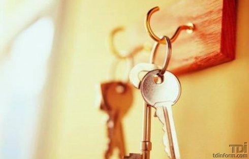 Квартиры распределены пропорционально количеству состоящих на учете нуждающихся в жилье детей-сирот.