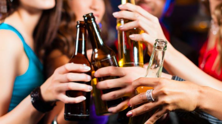Părinţii care vor permite copiilor să meargă în localurile de agrement fără însoțire după ora 22:00 vor fi amendaţi.   