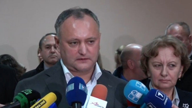 Igor Dodon, și-a depus oficial mandatul de membru al Partidului Socialiștilor. Foto: privesc.eu