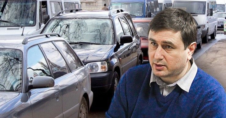 Ионицэ: Автомобили занимают более 20% общей площади дорог и улиц столицы. Фото: Point.md