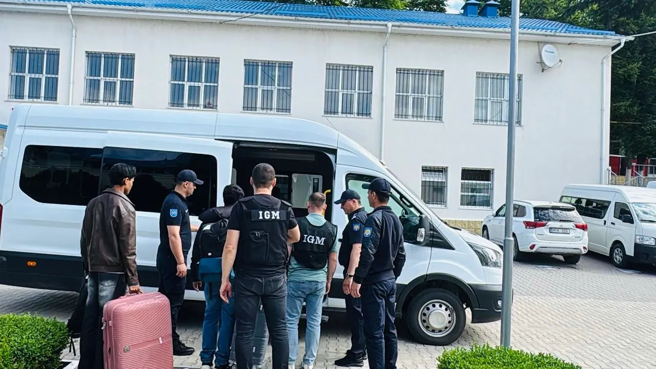 Молдова выдворила четверых граждан Непала за попытку незаконного пересечения границы.