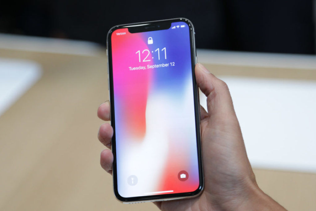 Încă un minus, descoperit la iPhone X. Îți smulge părul din cap, la propriu