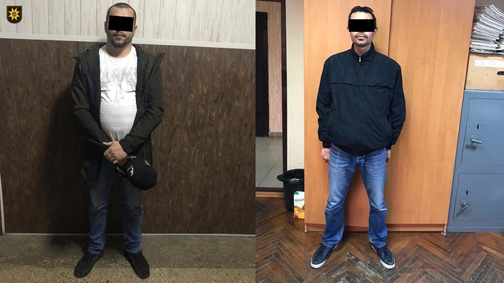 Столичная полиция задержала двух объявленных в розыск мужчин.