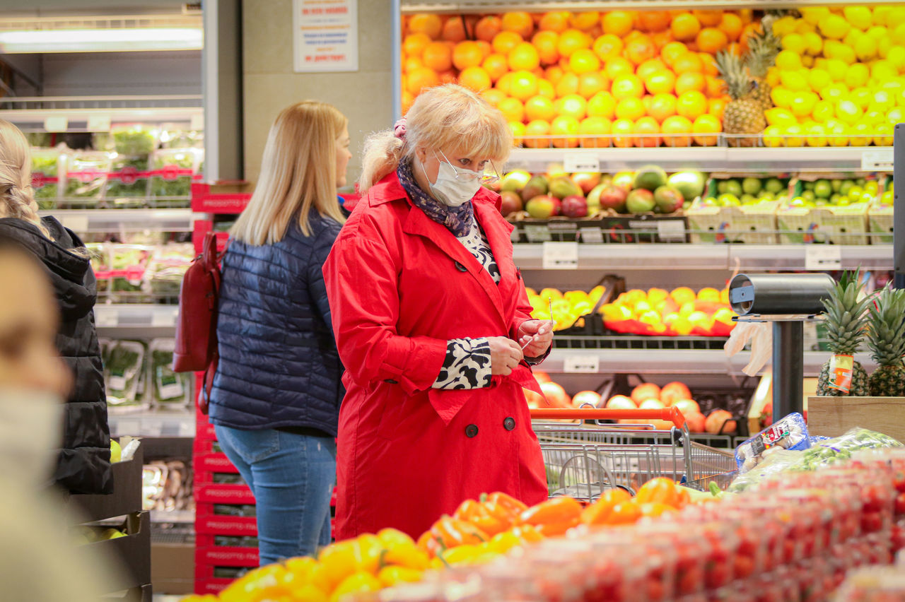 Диетолог перечислил наиболее опасные продукты из супермаркета. Фото: Point
