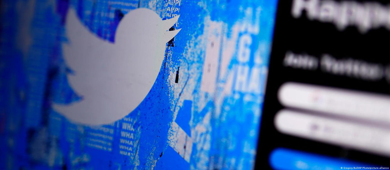 Компания Twitter отменила запрет на политическую рекламу.