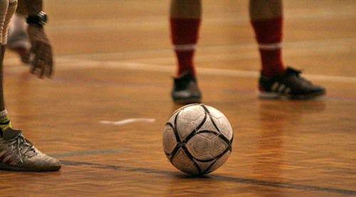 Selectionata Moldovei la fotbal in sala este pregatita de Cupa FMF, un miniturneu consacrat implinirii a 25 de ani de la fondarea Federatiei Moldovenesti de Fotbal.
