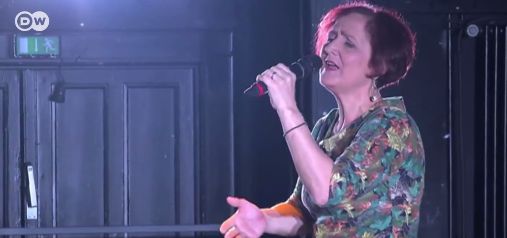 Moldoveanca Valentina Ursache a reușit să devină vestită în Atena, după ce timp de 14 ani a lucrat servitoare. 