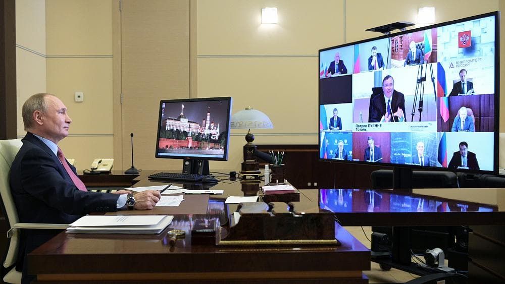 Путин: Разговоры вокруг "Северного потока-2" - политические спекуляции.