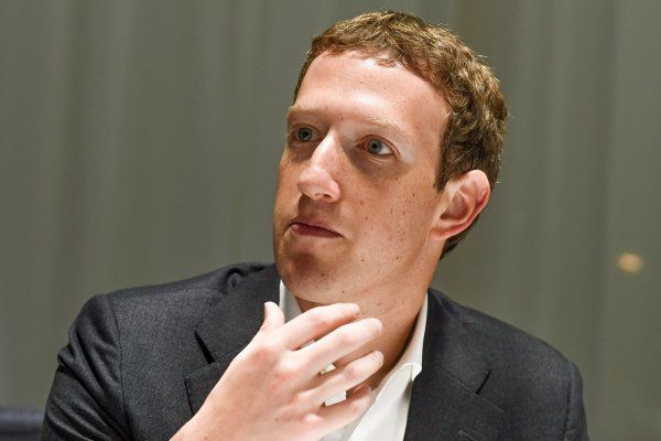 Zuckerberg prezice moartea smartphone-ului. Ce se pregătește în loc