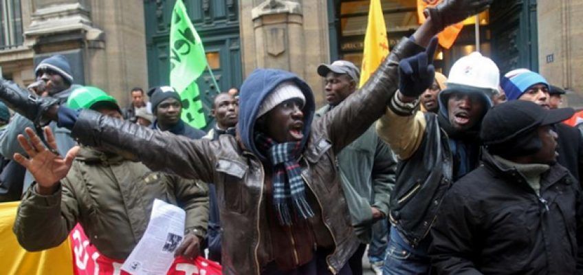 Совет ЕС проведет 4 марта экстренное заседание по ситуации с мигрантами.