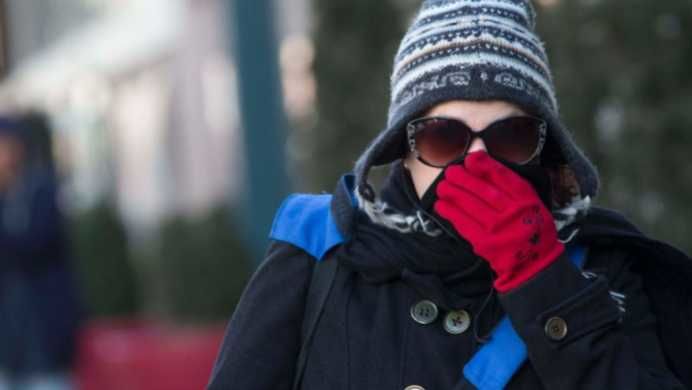 Vremea în ultima zi a săptămânii va fi rece cu temperaturi negative apropiate de 0 grade Celsius. Foto: mondonews.ro