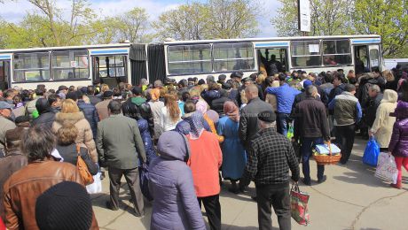 На столичное кладбище Святого Лазаря на улице Дойна горожане смогут доехать бесплатно.