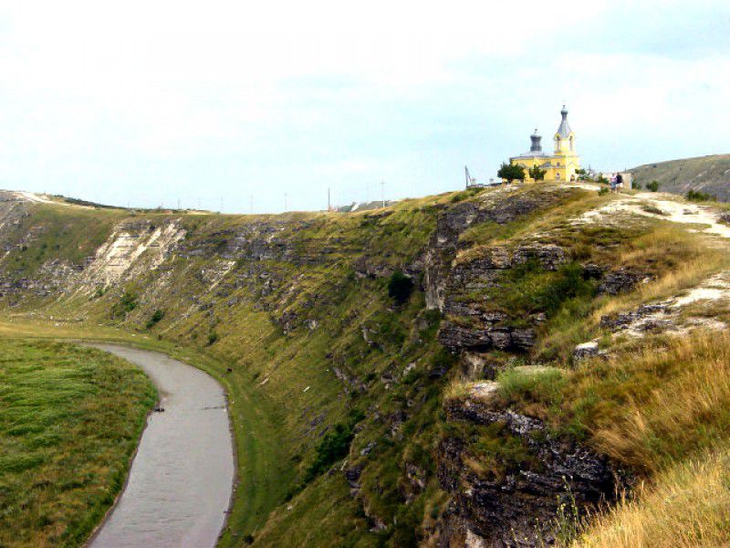 Numărul turiștilor pe parcursul anului trecut a fost în creștere cu 4,2%. Majorarea se datorează turiștilor moldoveni, în timp ce numărul turiștilor străini a fost în descreștere ușoară.