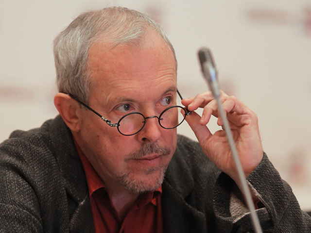 В интервью журналистам Макаревич сказал, что был в Славянске, видел обстрелянные дома и кварталы, но негатива как такового не увидел.