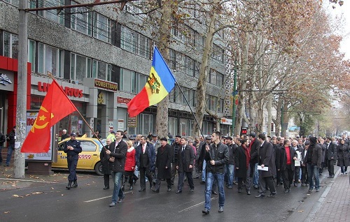 Partidul Comuniștilor din Republica Moldova a programat pentru astăzi un marș de amploare în Piața Marii Adunări Naționale din centrul capitalei.