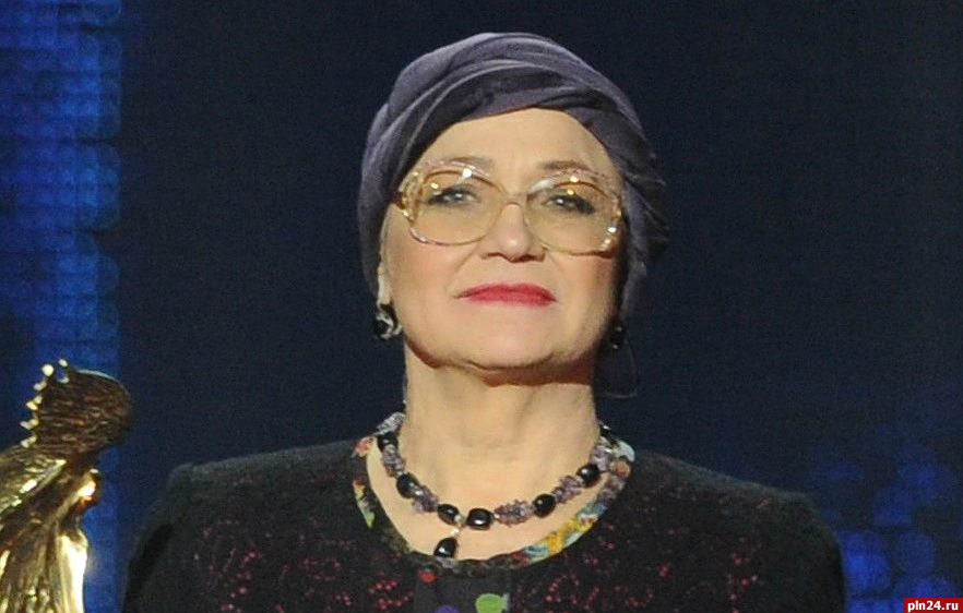 Нина Русланова умерла на 76-м году жизни.