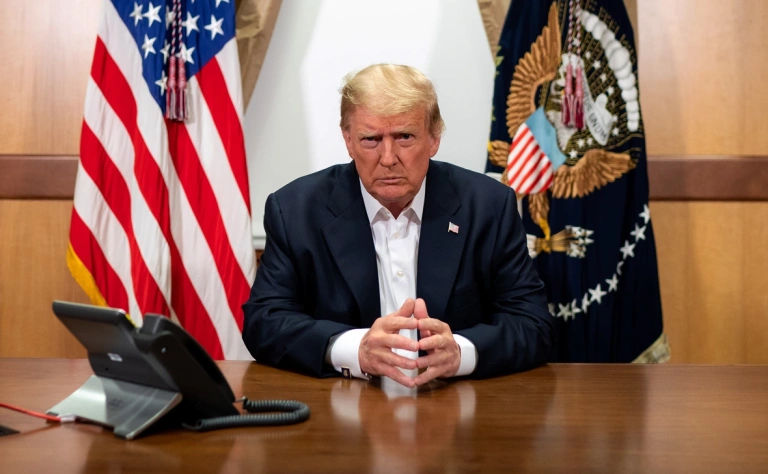 Trump plănuiește să semneze sute de decrete în prima zi și să șocheze sistemul.