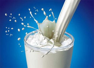 Luni, Rusia a decis interzicerea importurilor de produse lactate din Lituania.
