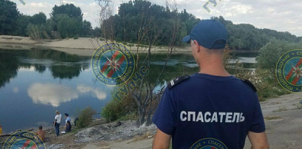 В районе очистных сооружений в Бендерах утонул 40-летний мужчина.