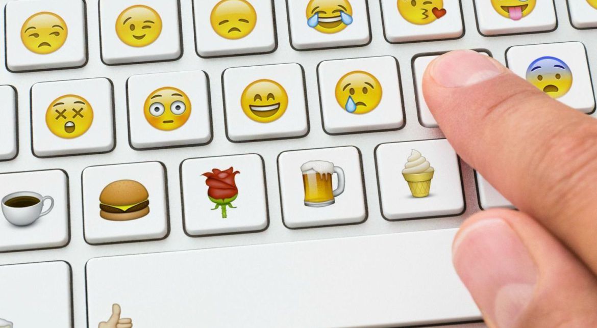 Cel mai popular emoticon din lume este "un chip cu lacrimi de bucurie".