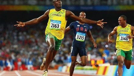 El a fost urmat de Yohan Blake (Jamaica), 9:75, şi de Justin Gatlin (SUA),9:79.