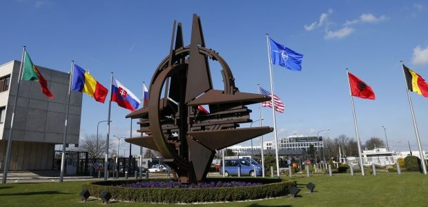"НАТО не должно позволить втянуть себя в вооруженную эскалацию с Россией.
