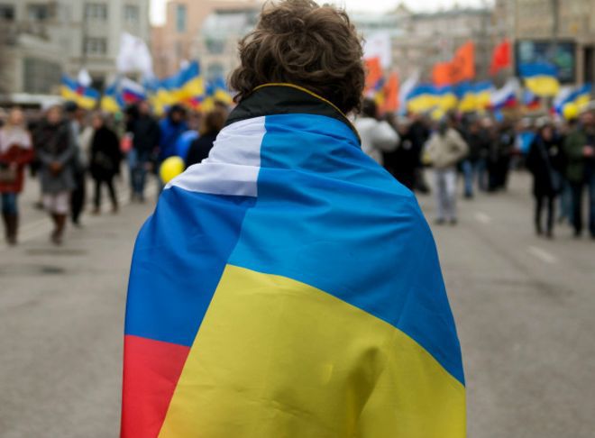 По мнению министра, Украине необходимо погасить задолженности перед другими государствами, прежде чем подавать иск против России в международный арбитраж.