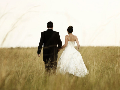 Verigheta anti-înşelat are gravat pe interior cuvântul "married (căsătorit, n.r.)"