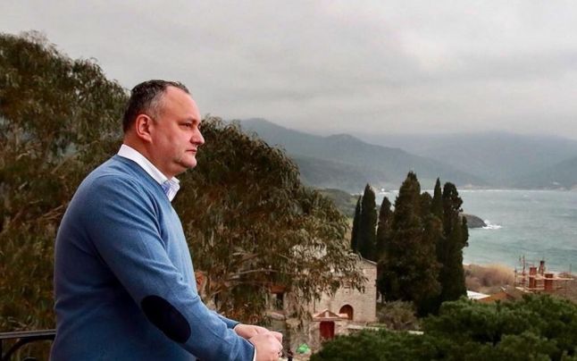 Dodon vrea să ofere lecţii de Ortodoxie liderilor mondiali.