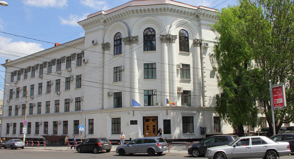 Предприниматель Адриан Никифор, убивший брата экс-комиссара полиции Ниспорен, отсидит 17 лет.