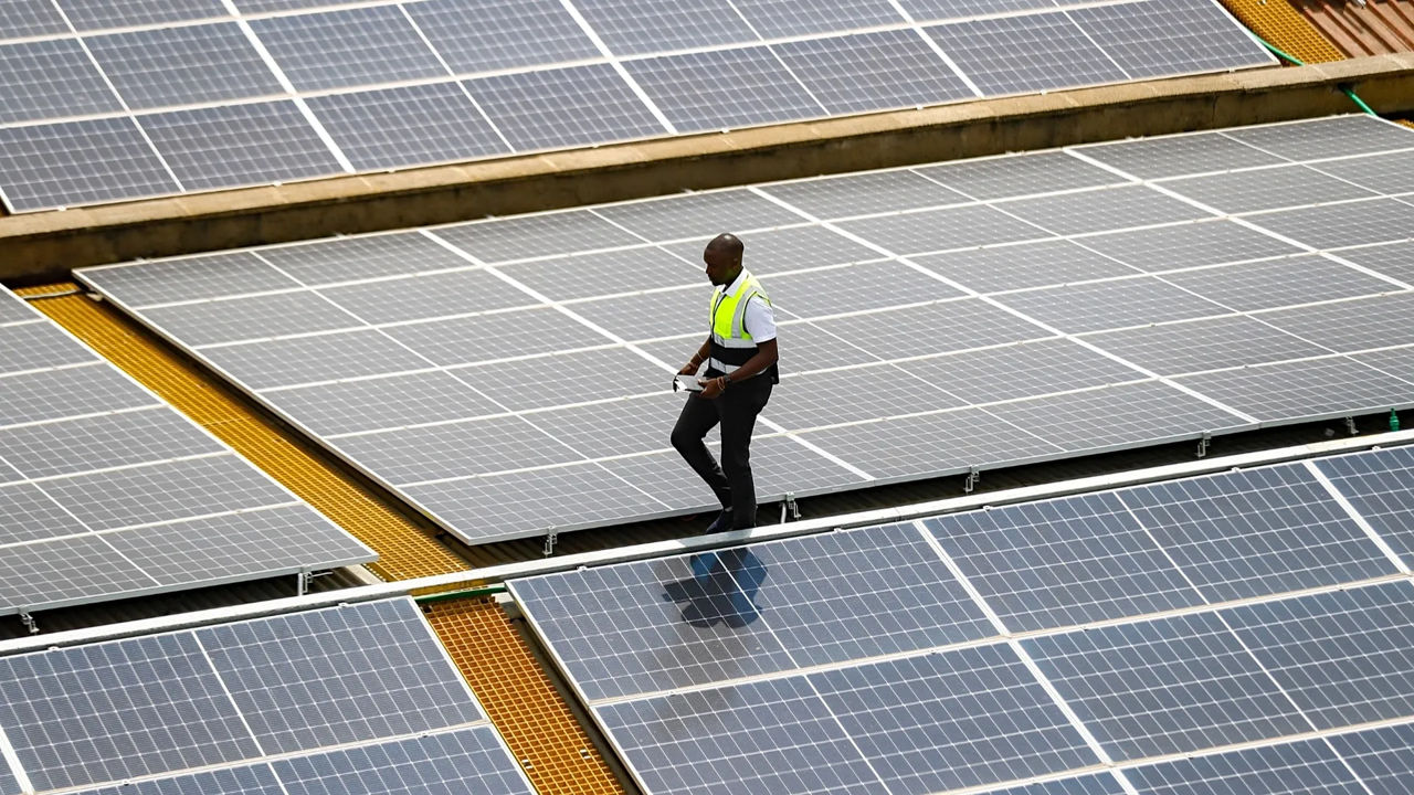 Energia solară a economisit Europei trei miliarde de euro la importul de combustibili fosili.