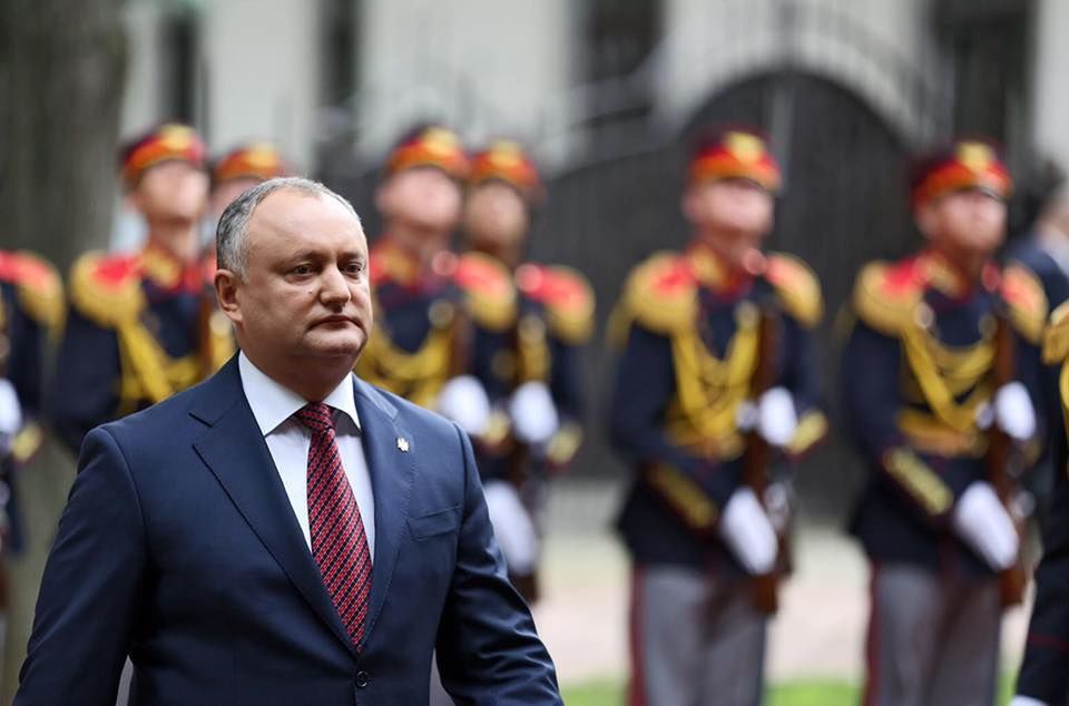 De ce Procuratura și CNA-ul nu anchetează socialiștii și familia lui Dodon. Foto: independent.md.