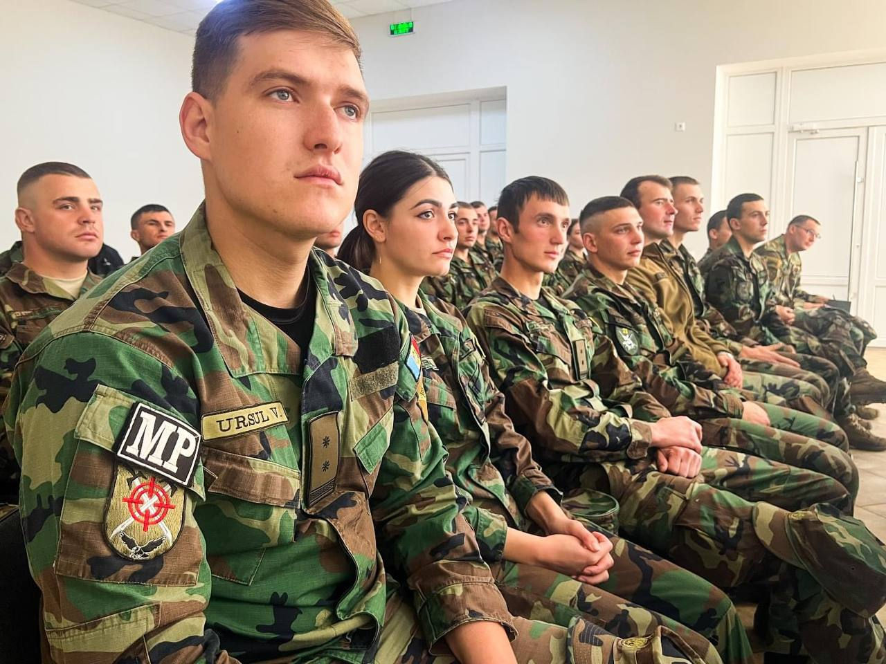 Ofițerii Armatei Naționale au absolvit un curs de instruire susținut de o echipă din Marea Britanie.