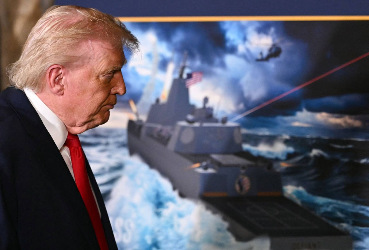 Трамп анонсировал строительство боевых кораблей своего имени.