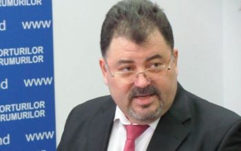 Potrivit ministrului drumarii au pierdut timp pentru scoaterea din zăpadă a celor care nu au respectat avertismentele