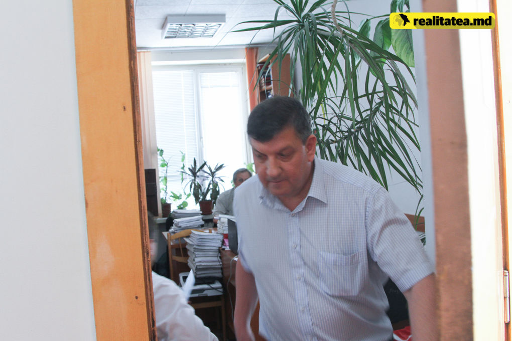 Экс-министр транспорта и инфраструктуры дорог Юрий Киринчук проходит по двум уголовным делам.
