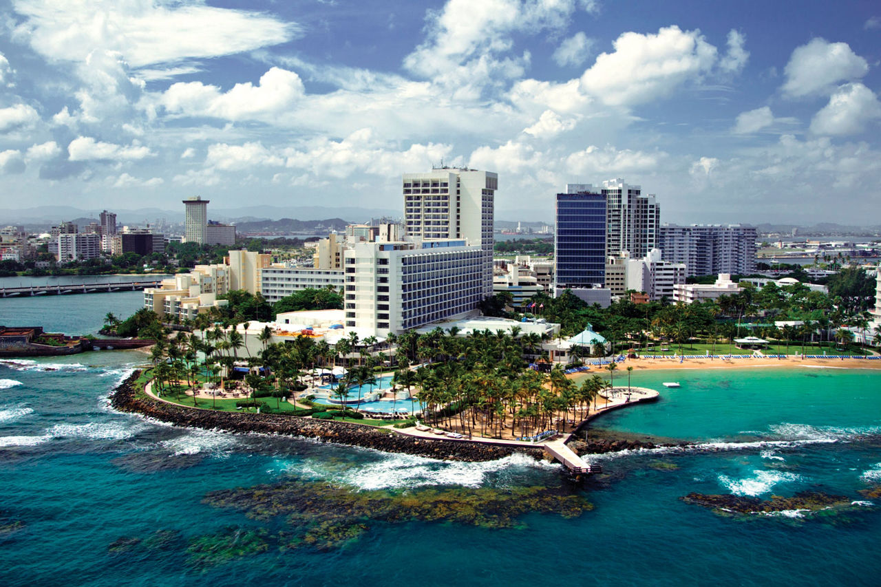 Guvernatorul statului Puerto Rico a cerut miercuri ca acest teritoriu american sa fie declarat in stare de faliment. 