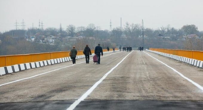Podul de la Gura Bâcului nu poate fi traversat liber de reprezentanţii OSCE.