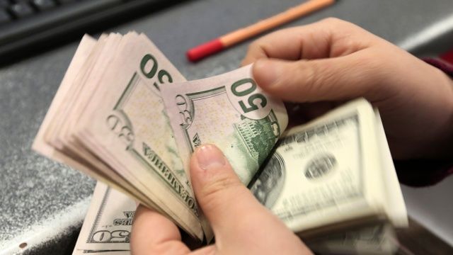 Курс доллара опустится ниже отметки в 18 леев.