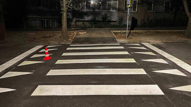 O nouă trecere de pietoni supraînălțată, instalată în Capitală.